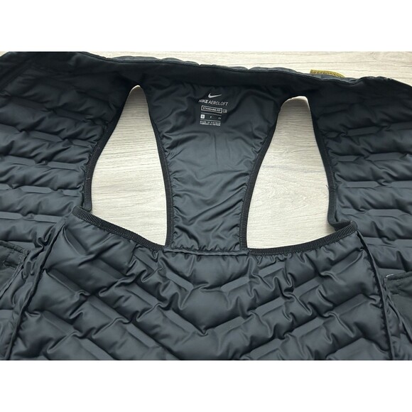 Nike Aeroloft Down Puffer Vest Women Black Golf Running lightweight quilt small - Picture 7 of 8